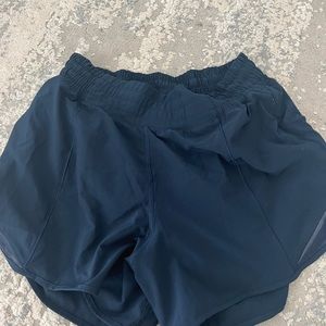 - lululemon hotty hot shorts “4 in HR